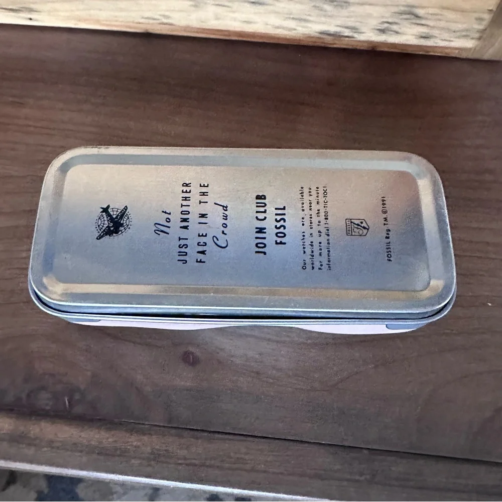 Fossil Vintage watch tin from 1993 Car Shaped Tin Box